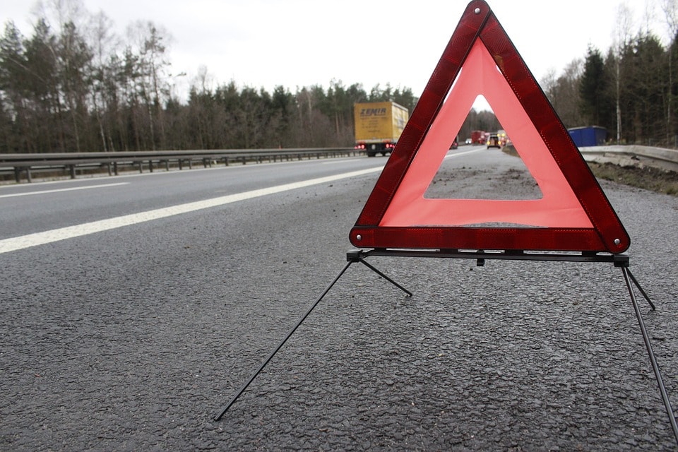В Ленобласти в аварии с тягачом погиб водитель Audi Q7